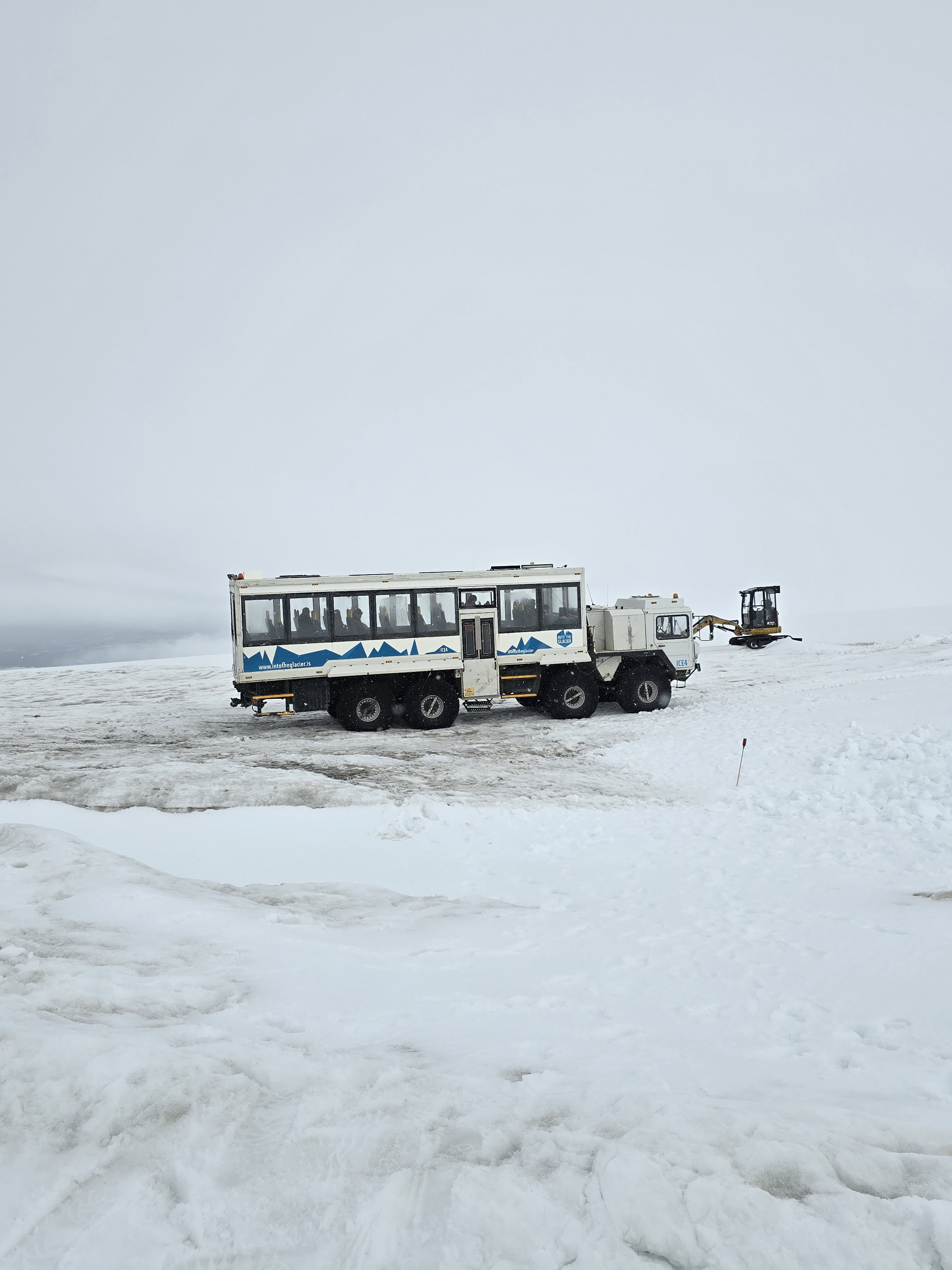 Glacier transport